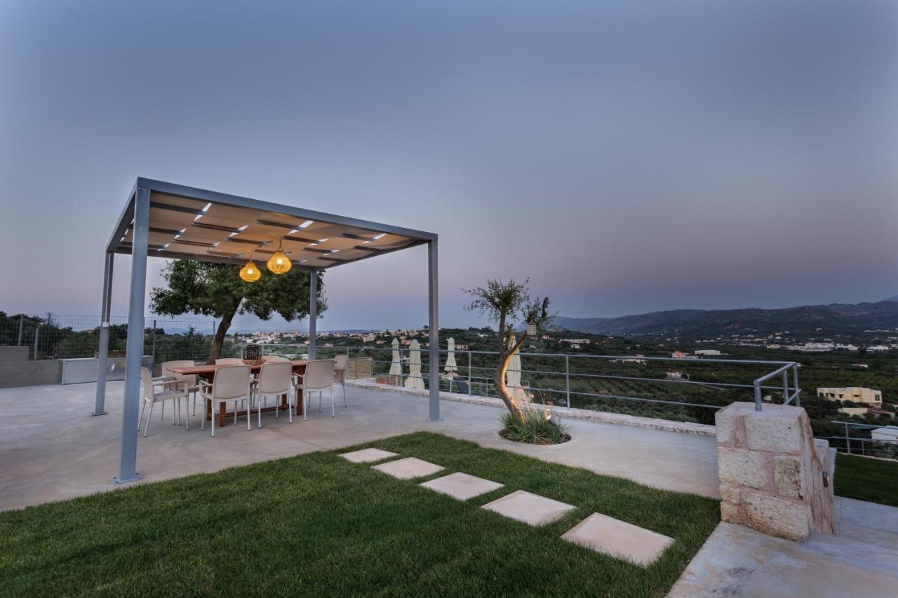 Villa Oasis Galatas  ภายนอก รูปภาพ